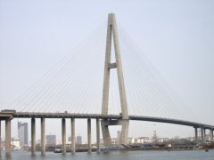 天津海河獨塔斜拉橋